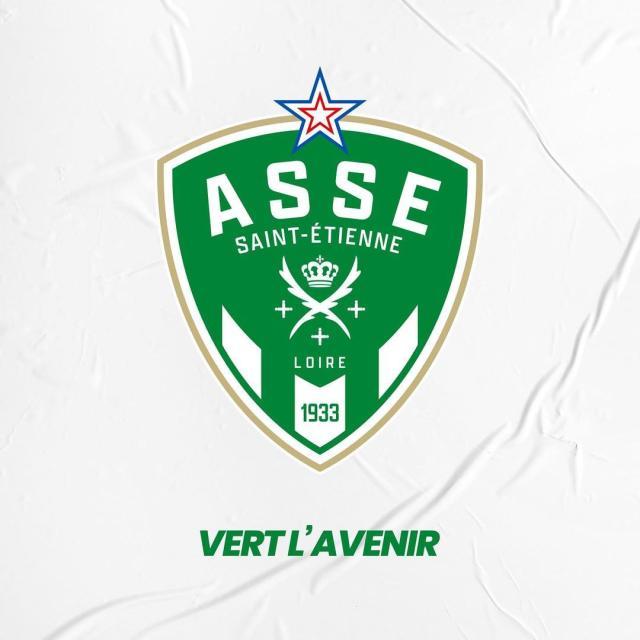 开云体育APP下载-足球俱乐部重新设计会徽成时尚 瞧这小伙改得咋样